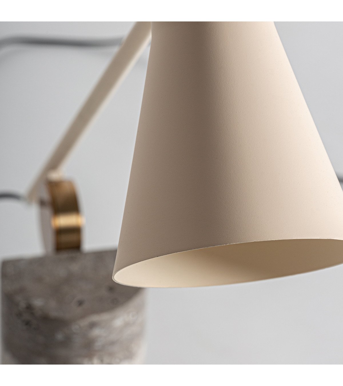 Lámpara de sobremesa ivory