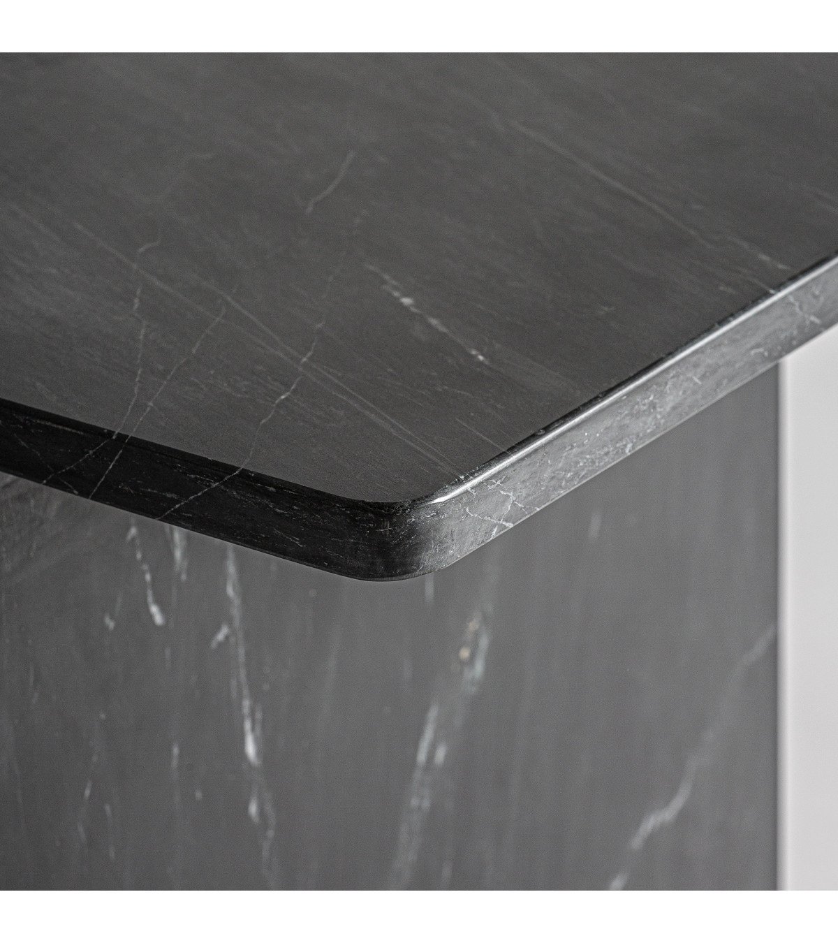 Mesa auxiliar marquina