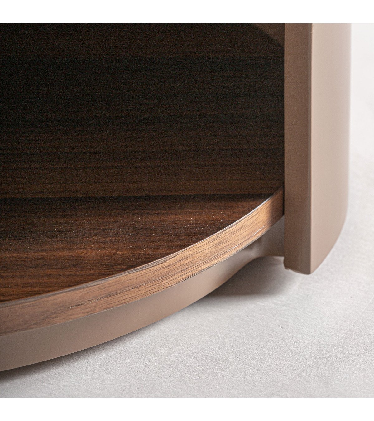 Mesita de noche giswil