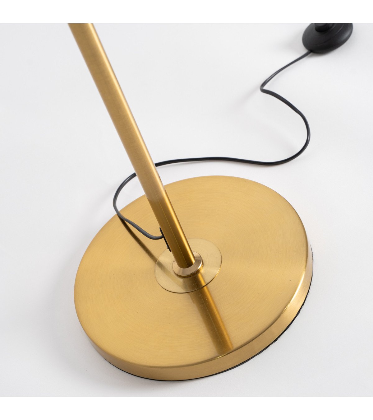 Lámpara de pie alaia