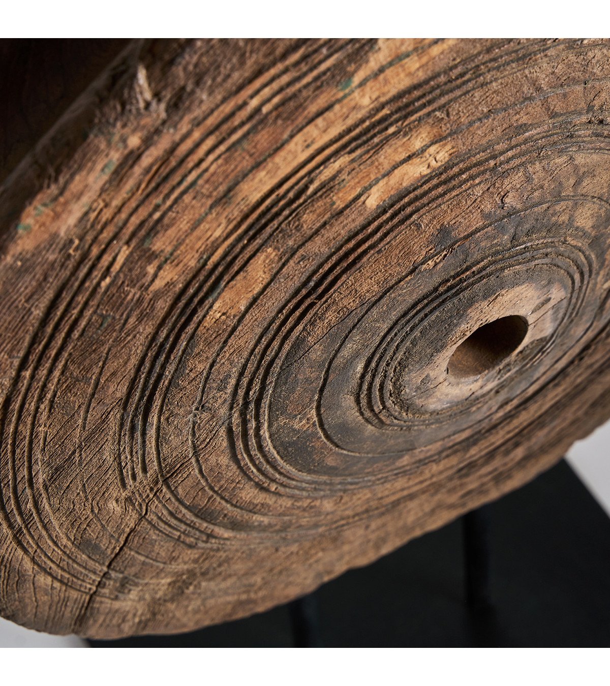 Figura decorativa j 3 polea