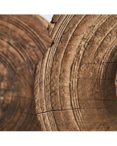 Figura decorativa j 3 polea