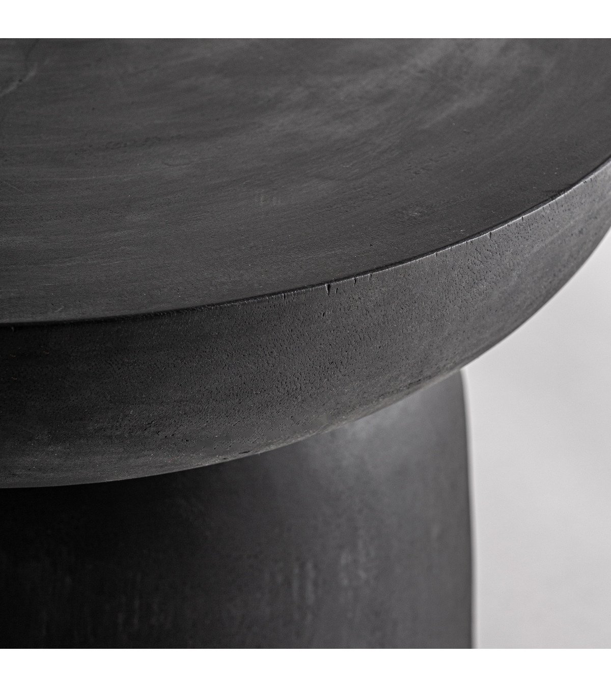 Mesa auxiliar betroka