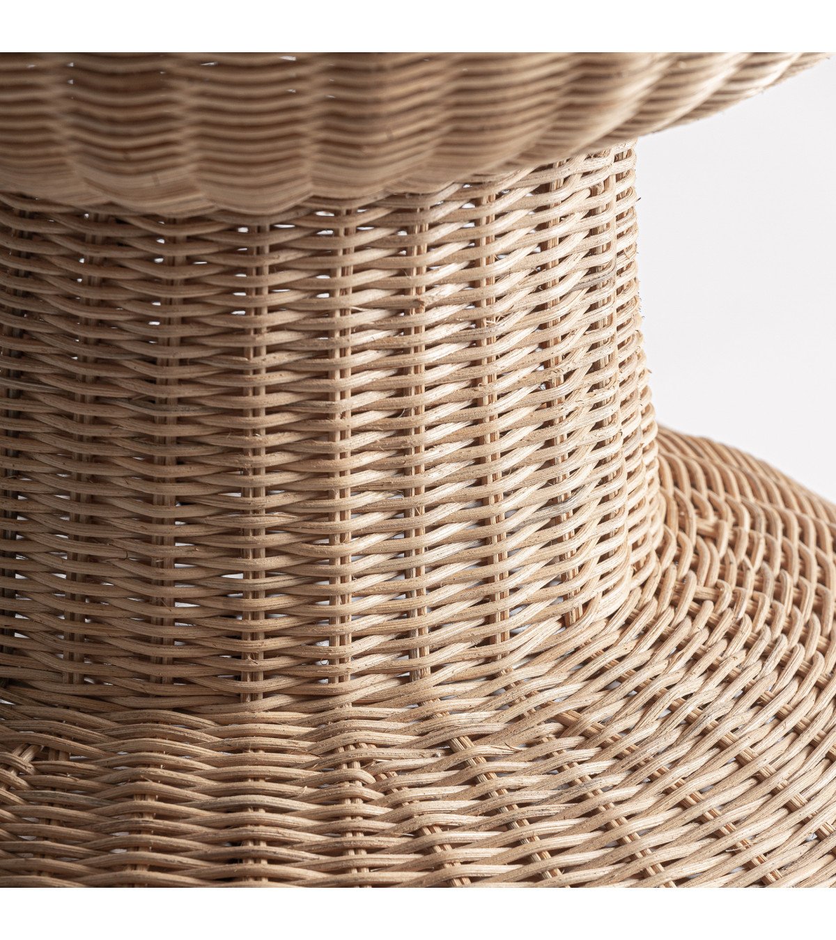 Lámpara de pie cyena