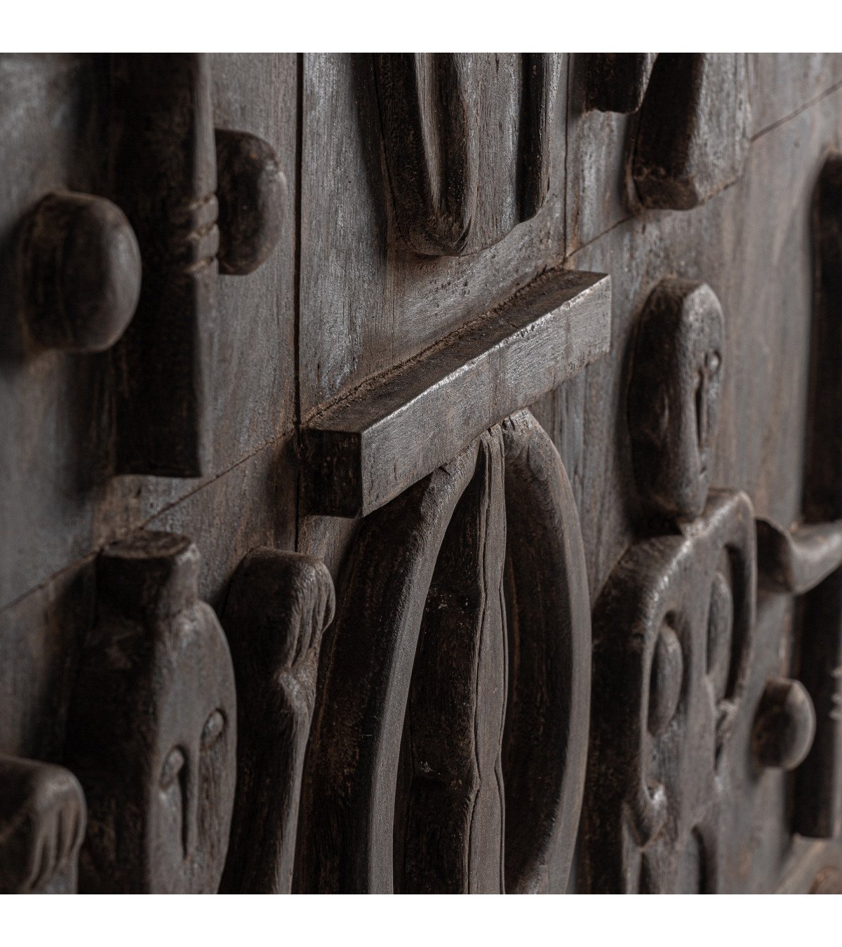Escultura pie