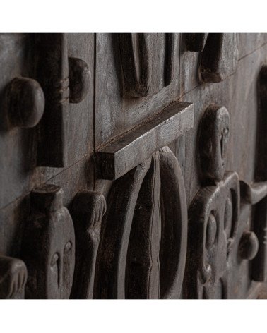Escultura pie