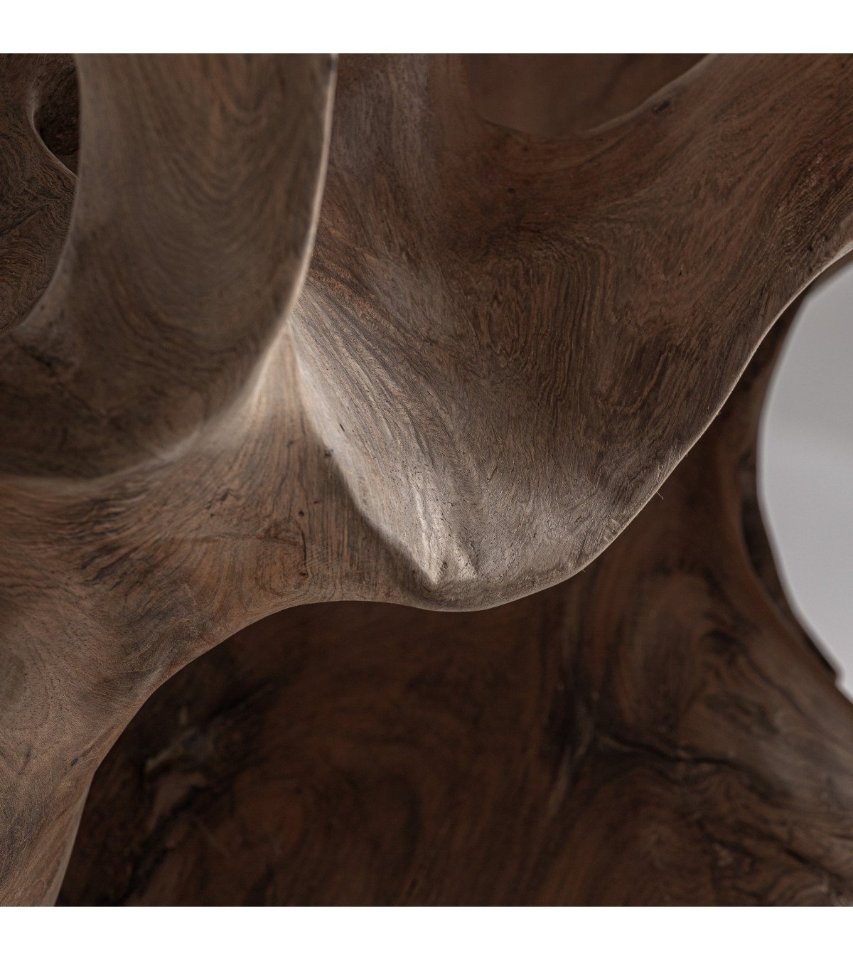 Escultura pie