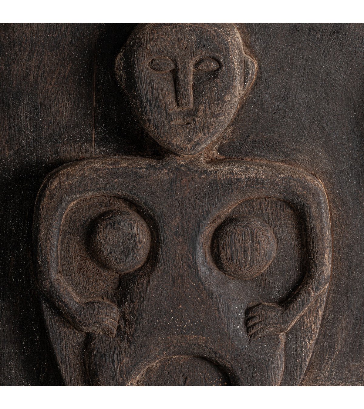 Escultura pie