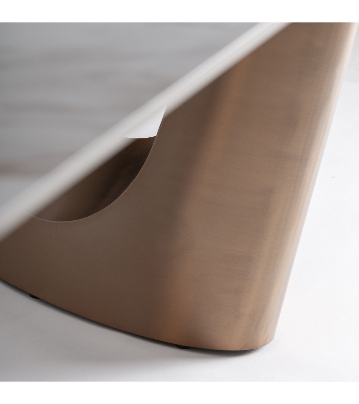 Mesa comedor ledat
