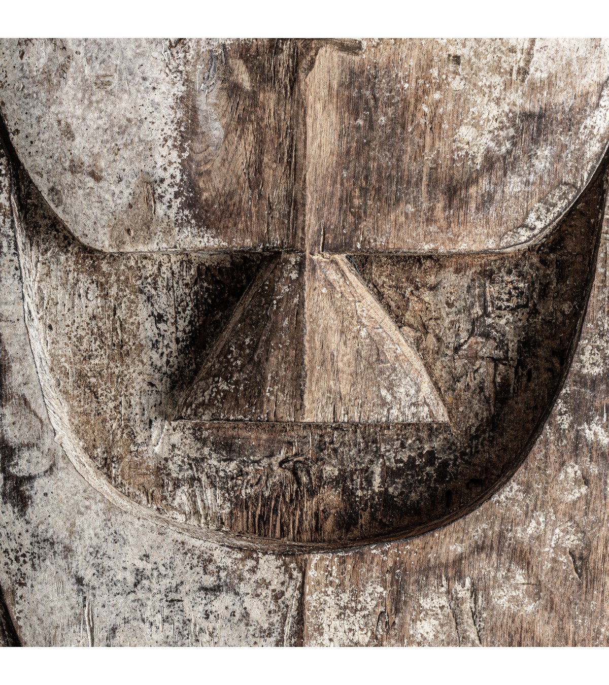 Escultura pie timon