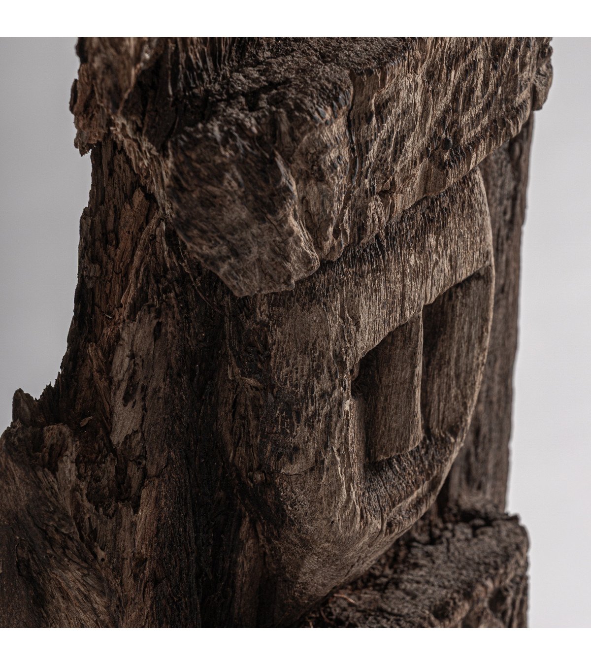 Escultura pie