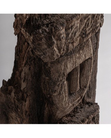Escultura pie