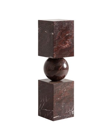 Escultura pie