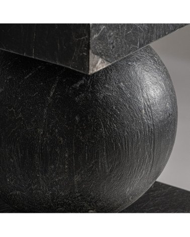 Escultura pie