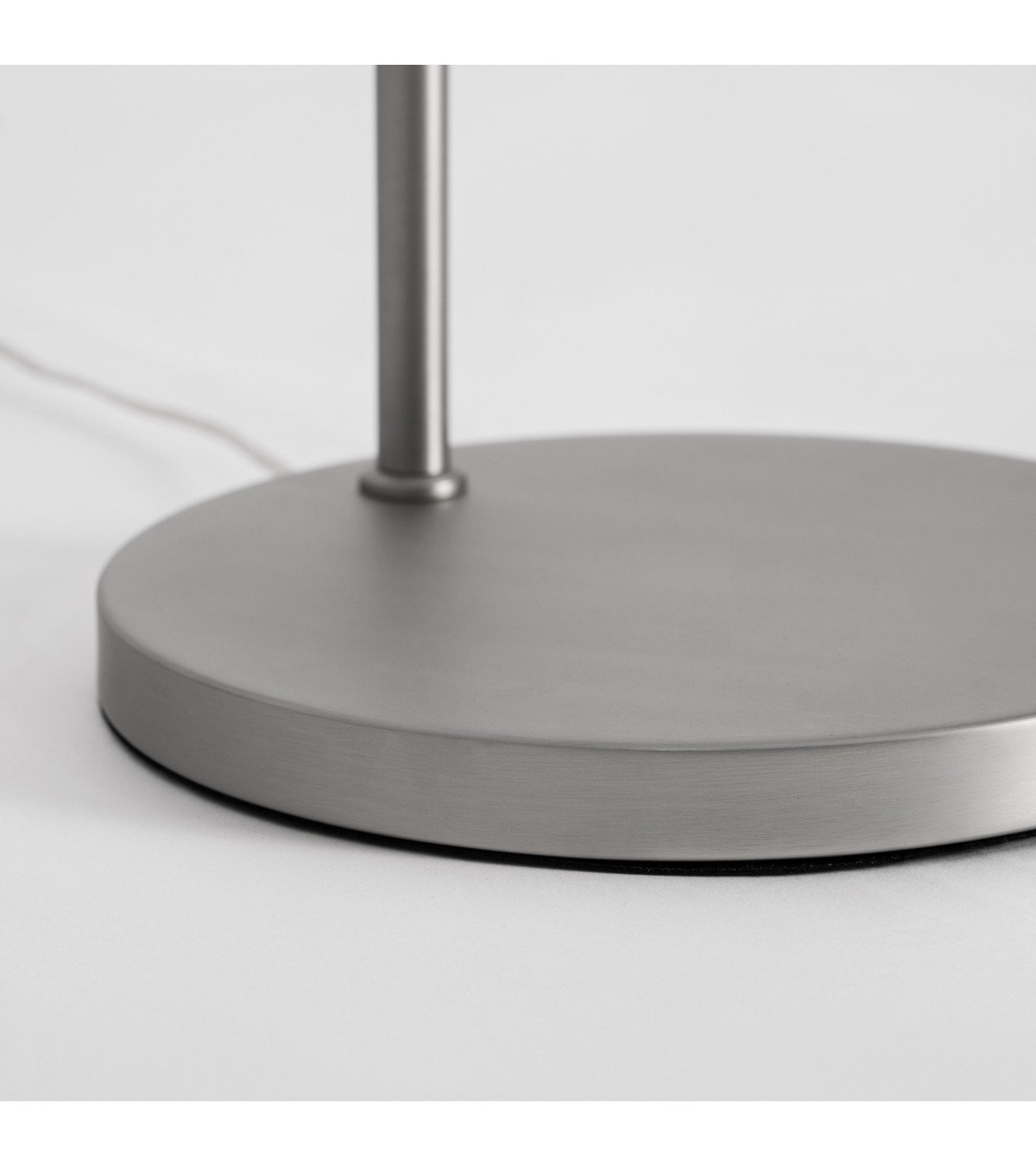 Lámpara de pie jehna