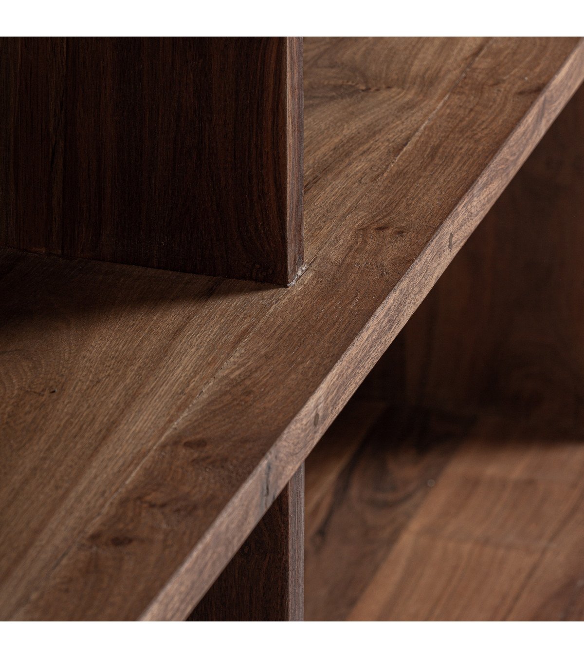 Estante modular Brutalist