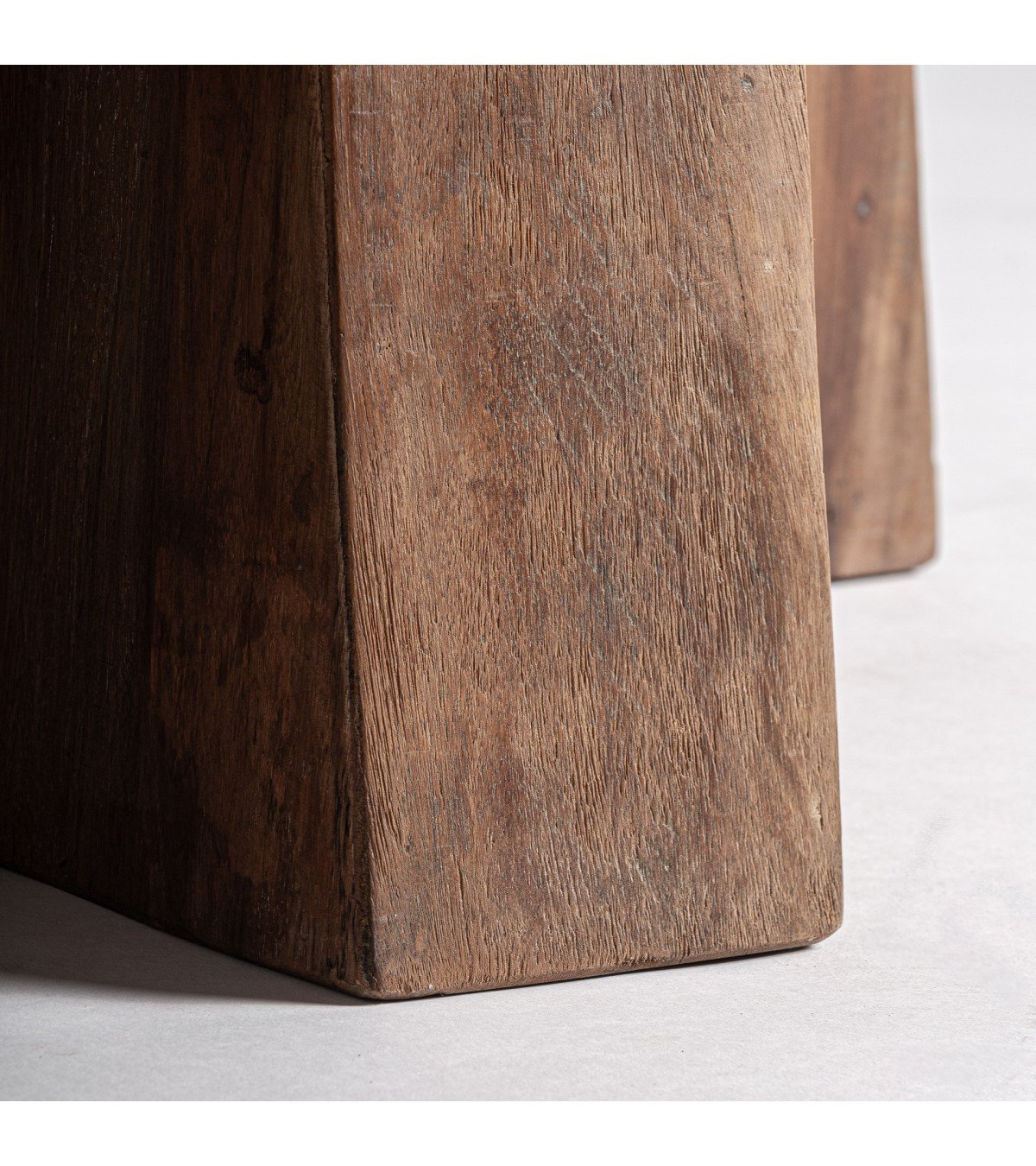 Mesa comedor brutalist